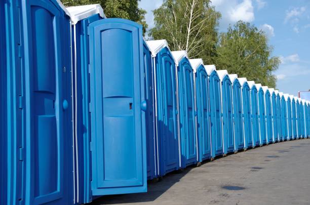 Porta potty delivery and setup in Caldwell, OH